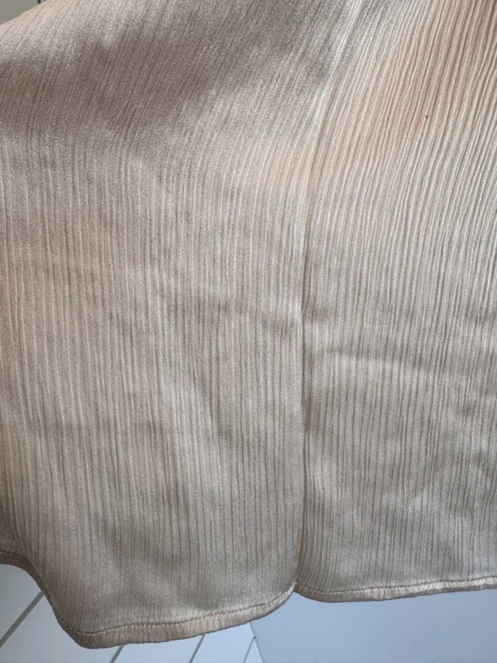 Eileen Fisher 100% Silk Ivory Blouse - Picture 6 of 7